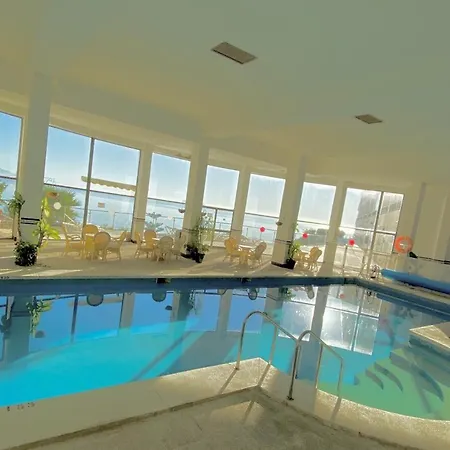 New Fabulous Beachfront Appartement *